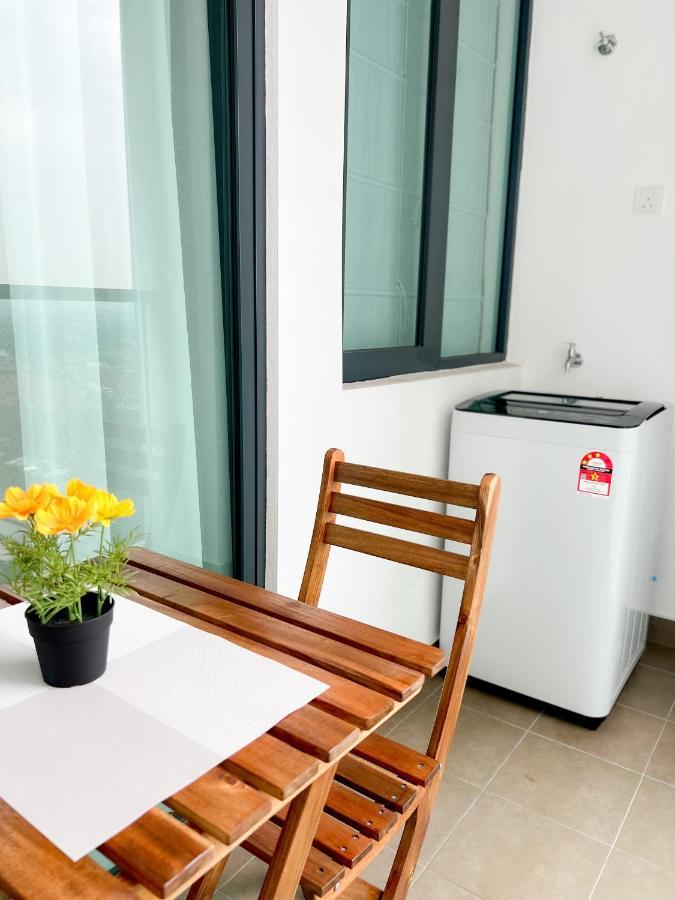 קאג'אנג Aurora Vista Homestay Bangi At Vista Bangi With Wifi Netflix Gym Sauna Coway Swimming Pool-River View מראה חיצוני תמונה