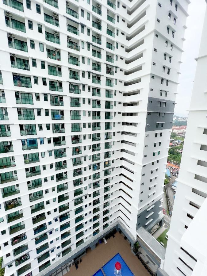 קאג'אנג Aurora Vista Homestay Bangi At Vista Bangi With Wifi Netflix Gym Sauna Coway Swimming Pool-River View מראה חיצוני תמונה