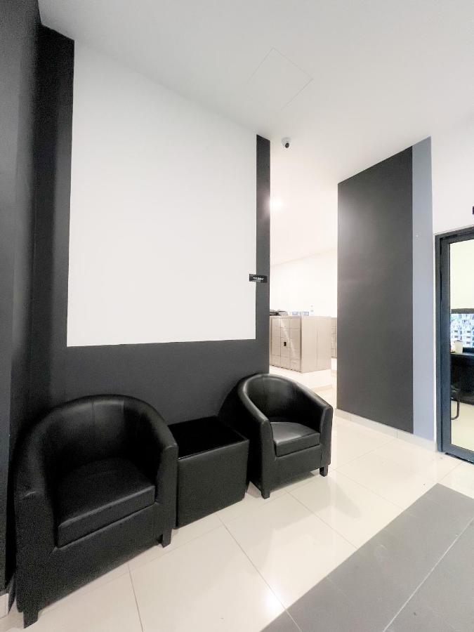 קאג'אנג Aurora Vista Homestay Bangi At Vista Bangi With Wifi Netflix Gym Sauna Coway Swimming Pool-River View מראה חיצוני תמונה