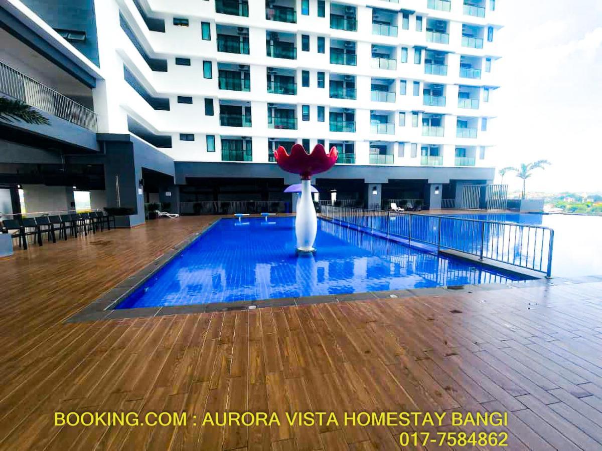 קאג'אנג Aurora Vista Homestay Bangi At Vista Bangi With Wifi Netflix Gym Sauna Coway Swimming Pool-River View מראה חיצוני תמונה